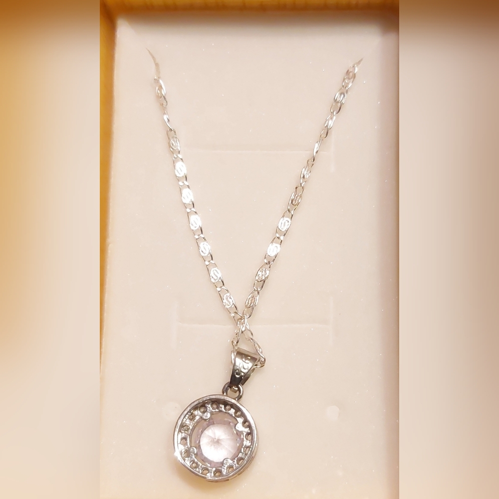 Necklace - Picture 3 of 5